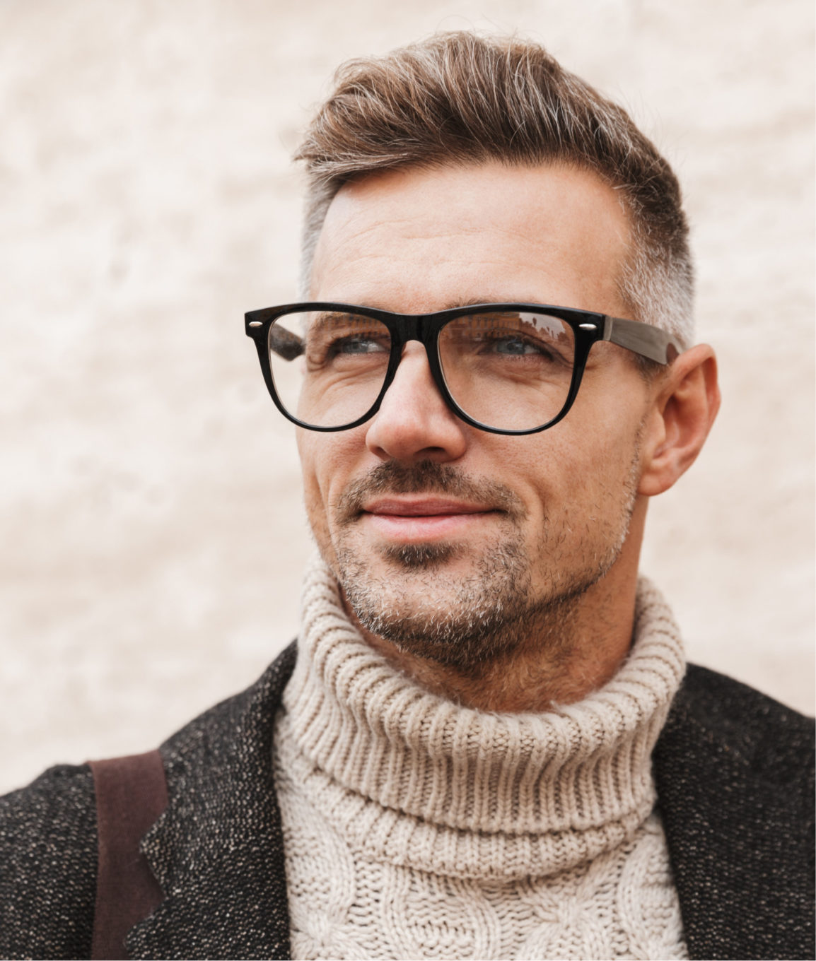 Fashionable man wearing glasses